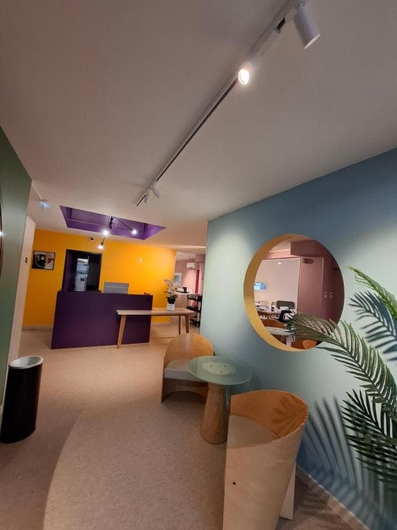 Photo 2 de Unisotel Bron